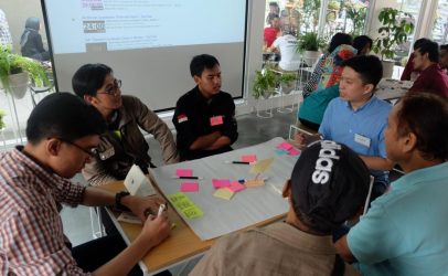 Looking for health and value: Bandung’s food street vendors and their customers