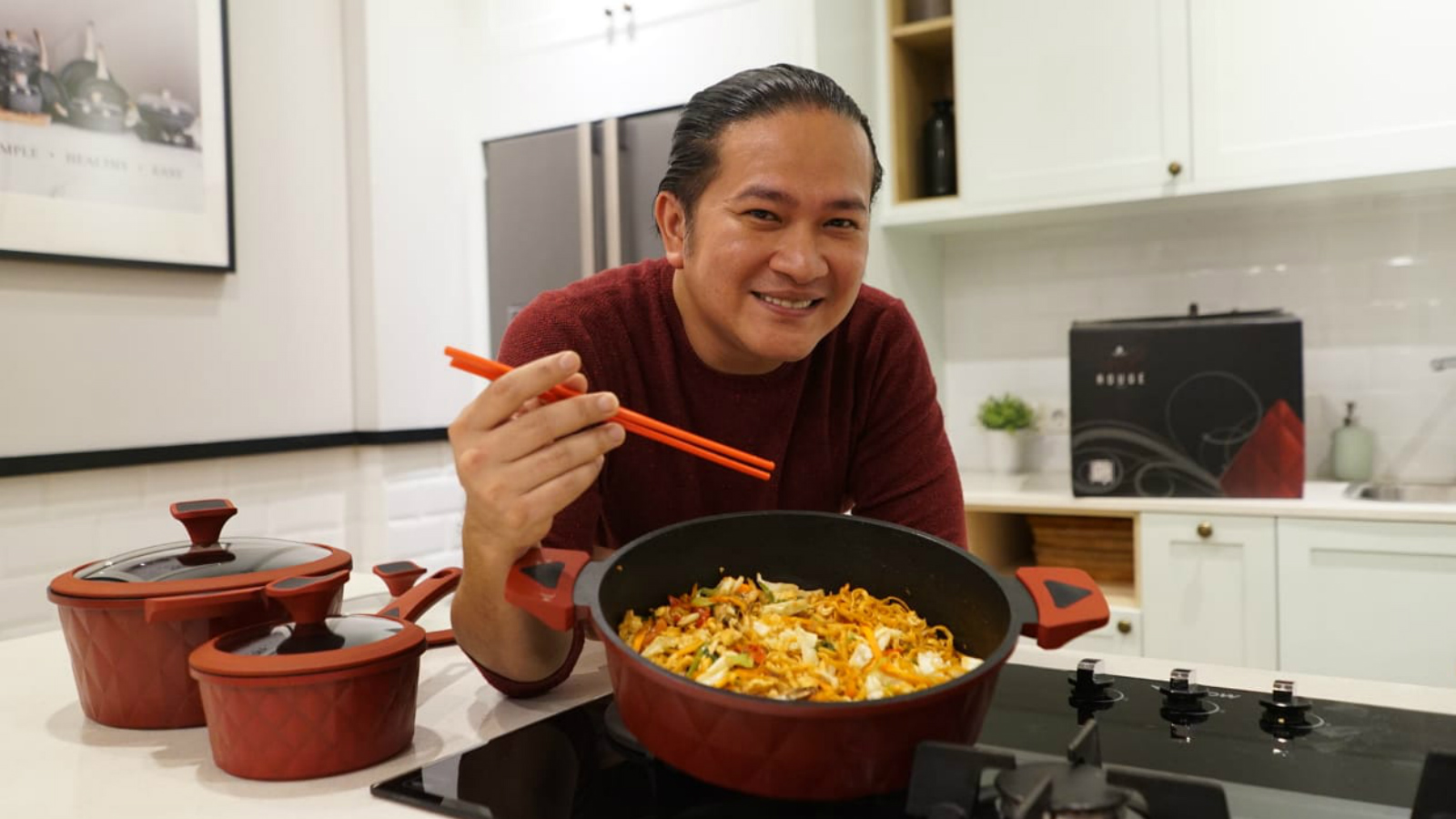 Hivos in the kitchen with popular Indonesian TV chefs