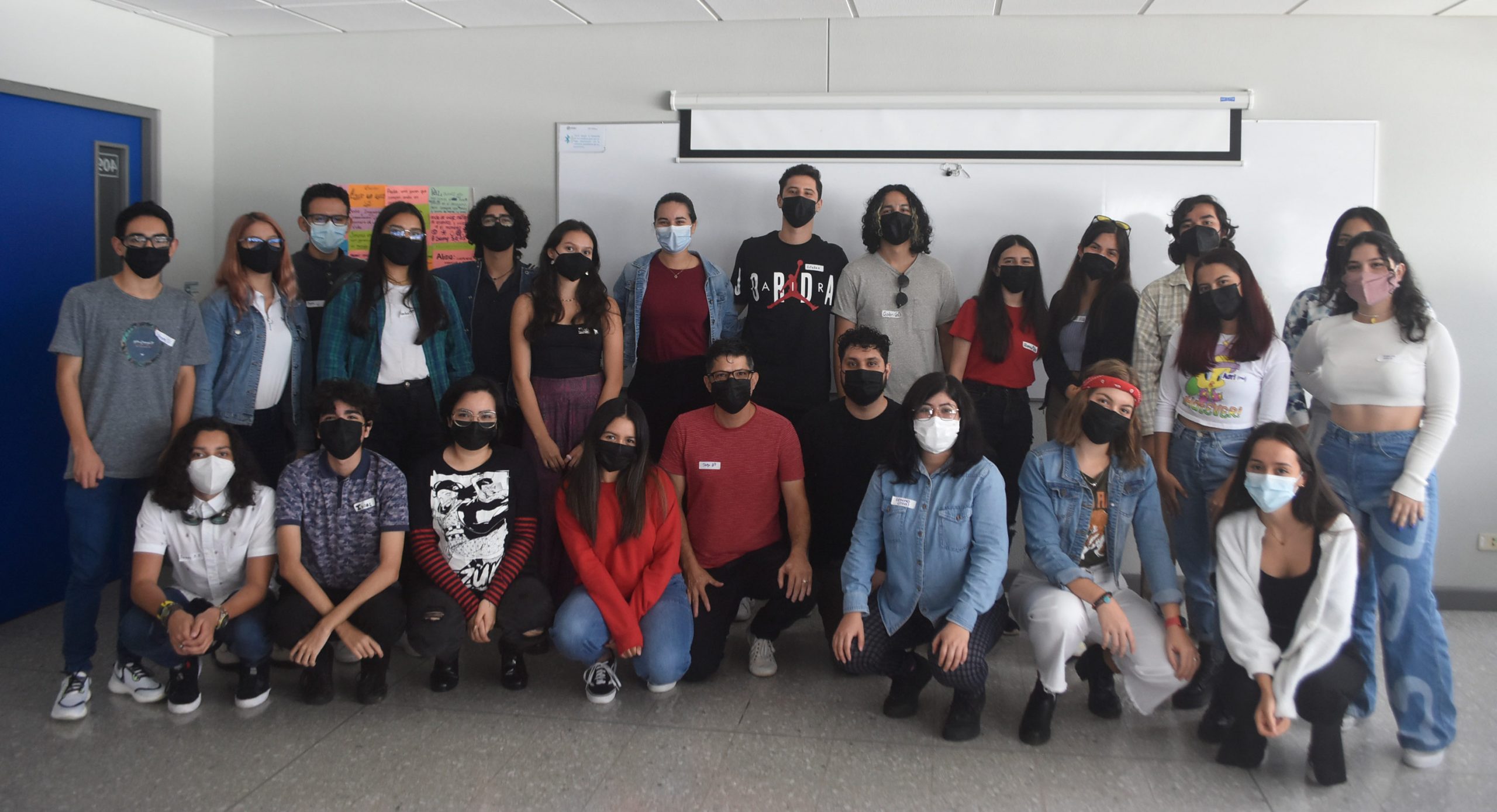 Talleres de comunicación inclusiva para estudiantes UCR