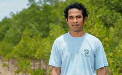 Restoring mangroves to protect homes and livelihoods