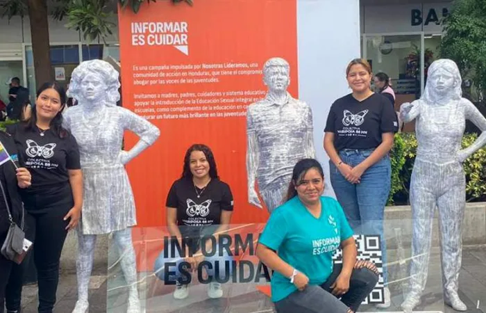 Statues for Change in Honduras: informing is caring